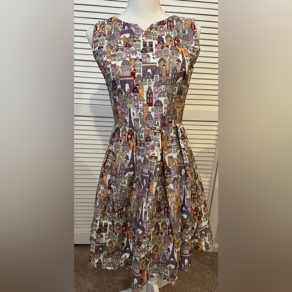 The CUTEST A line dress!